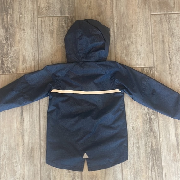 H&M Outdoor Boys 7/8 Rain Coat - Picture 5 of 5